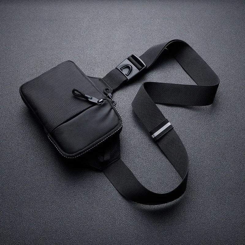 Bandolera compacta de nylon con cierre de 20 × 14 cm
