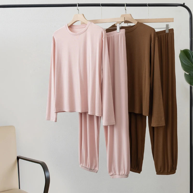 Conjunto de mujer de manga larga y pantalón holgado