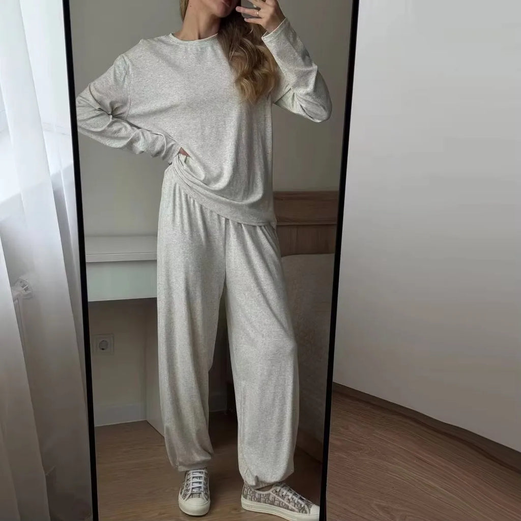 Conjunto de mujer de manga larga y pantalón holgado