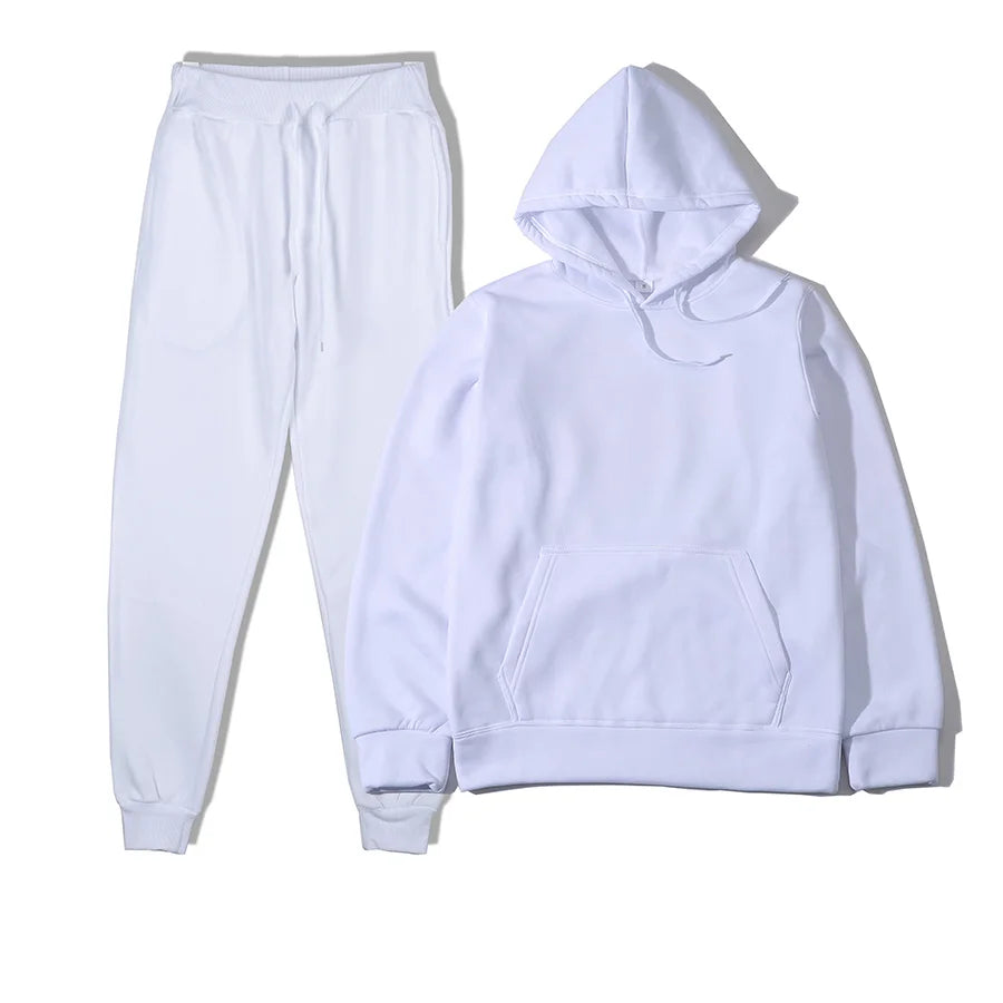 Conjunto de hombre con buzo con capucha y pantalón deportivo