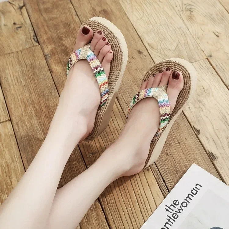 Ojotas de estilo étnico con capellada y plantilla de EVA