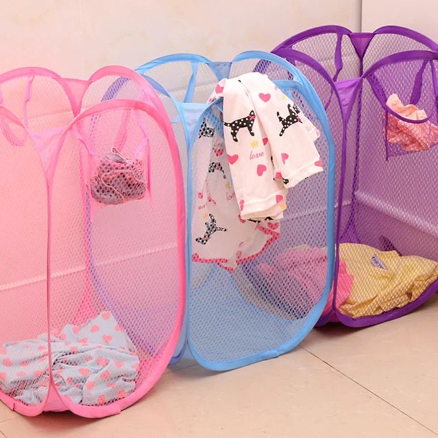 Cesto compacto de malla para ropa y juguetes