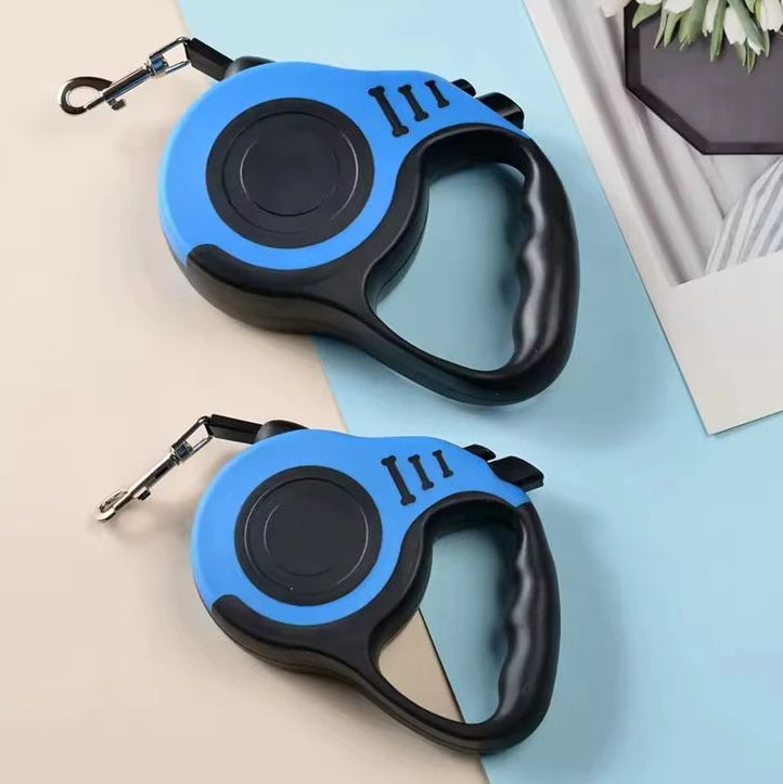 Correa extensible para pasear perros pequeños y medianos