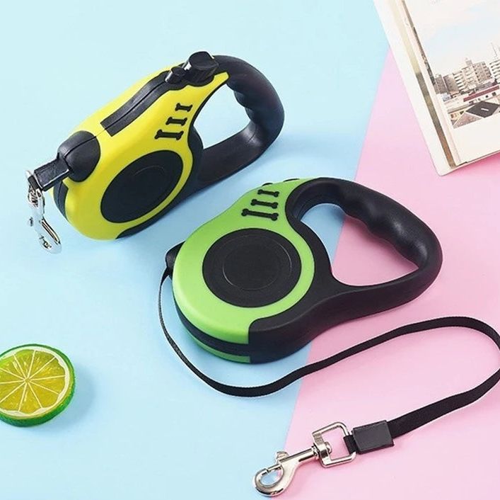 Correa extensible para pasear perros pequeños y medianos